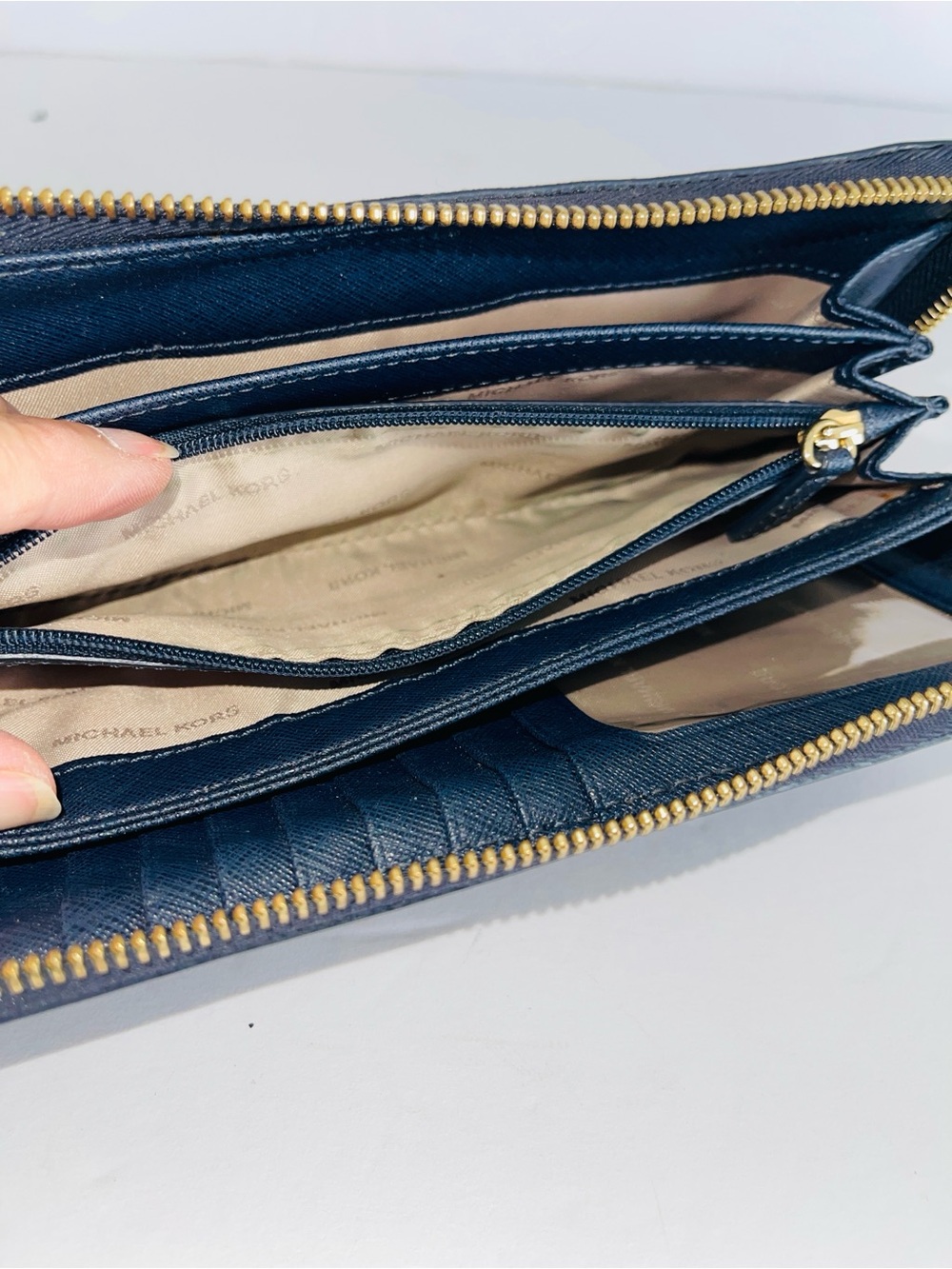 MICHAEL KORS Navy Saffiano Zip Around Wallet Jet Set Pebbled Leather - Picture 7 of 11